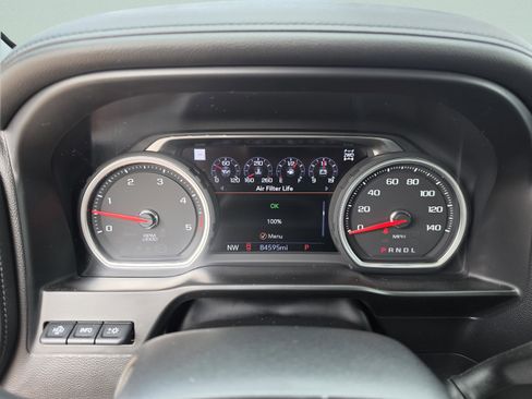 Used 2020 Chevrolet Silverado 2500 High Country w/ Technology Package image 13