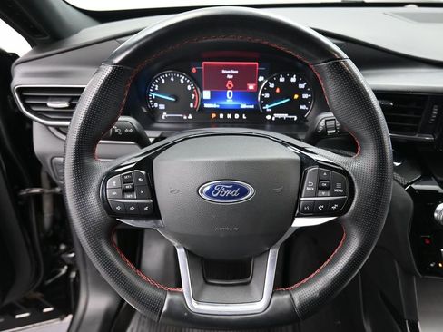 Used 2022 Ford Explorer ST-Line w/ Class IV Trailer Tow Package AWD/4WD image 13