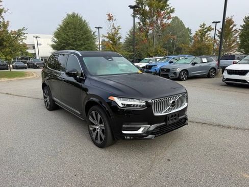 Used 2023 Volvo XC90 B6 Ultimate w/ Lounge Package AWD/4WD image 7
