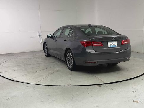 Used 2019 Acura TLX image 3