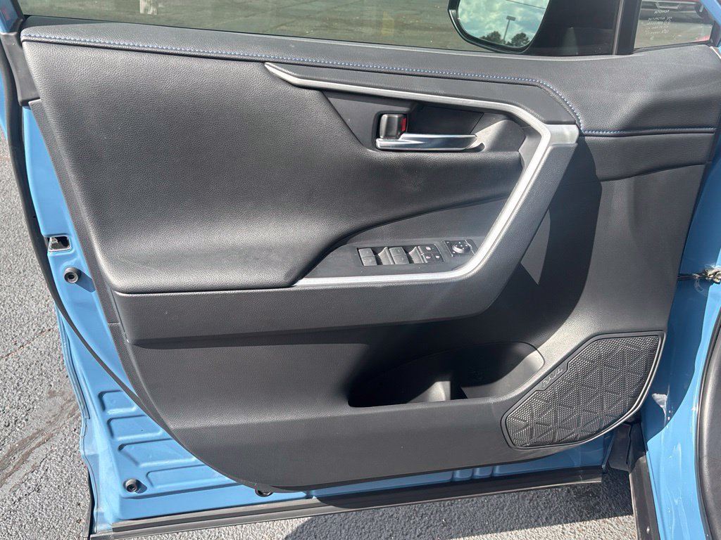 Used 2022 Toyota RAV4 XSE AWD/4WD image 7