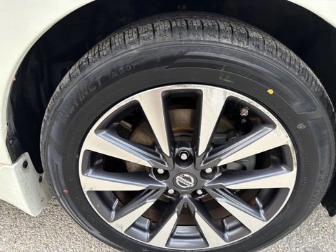 Used 2016 Nissan Altima 2.5 SV w/ Convenience Package image 20