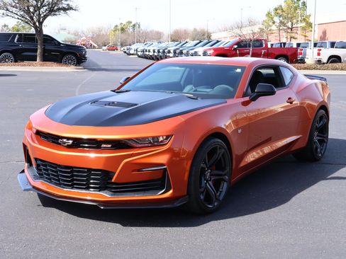 Certified 2023 Chevrolet Camaro SS image 28