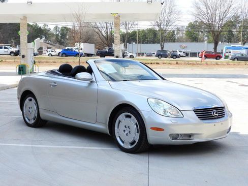 Used 2005 Lexus SC 430 Convertible image 25