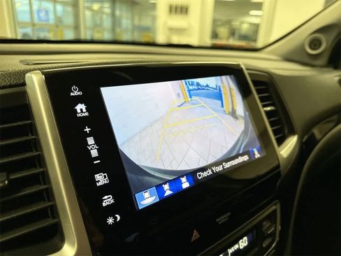 Certified 2017 Honda Pilot Elite image 33