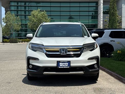 Used 2020 Honda Pilot Touring image 3
