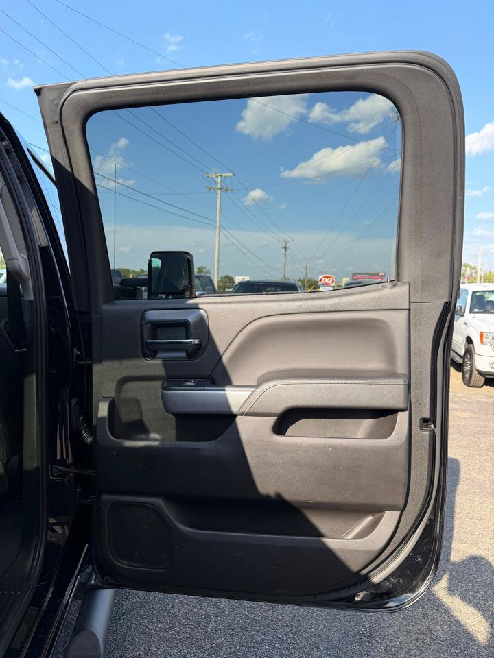 Used 2019 Chevrolet Silverado 2500 LTZ w/ Midnight Edition AWD/4WD image 14