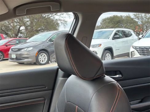 Used 2022 Nissan Altima 2.5 SR image 13