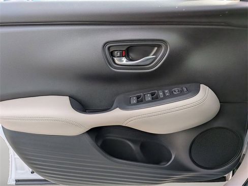 New 2026 Honda HR-V LX image 24