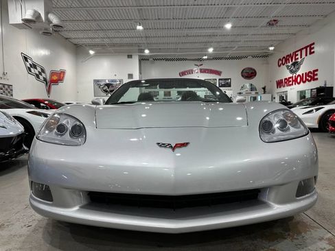 Used 2009 Chevrolet Corvette Convertible w/ Preferred Equipment Group RWD image 20