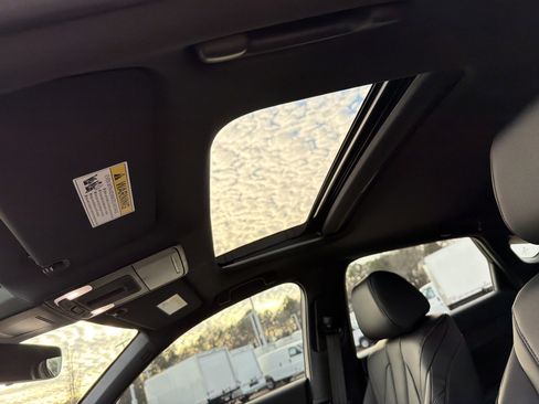 Used 2025 Acura Integra A-Spec image 28