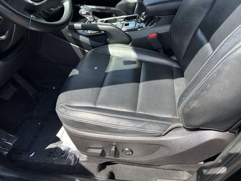 Used 2023 Kia Telluride S w/ S Sunroof Package FWD image 15