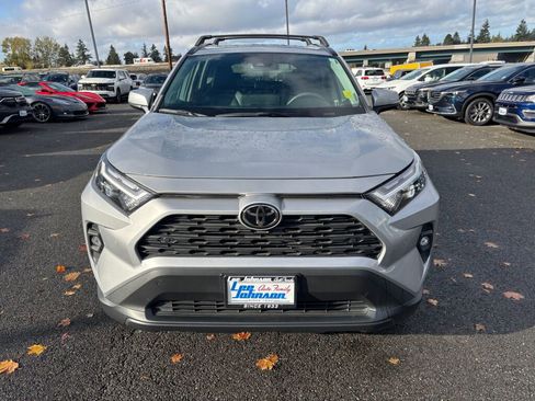 Used 2023 Toyota RAV4 XLE Premium image 2