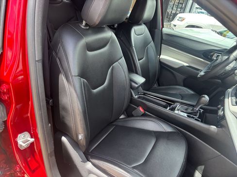 Used 2025 Jeep Compass Limited AWD/4WD image 37
