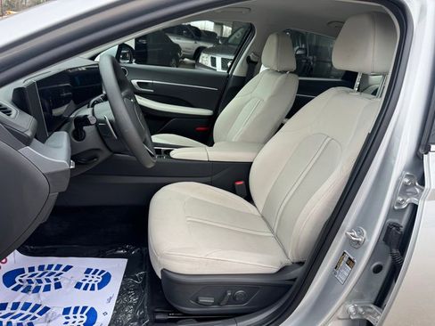 Used 2025 Hyundai Sonata SEL image 12