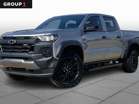 Used 2024 Chevrolet Colorado Trail Boss w/ Technology Package image 1