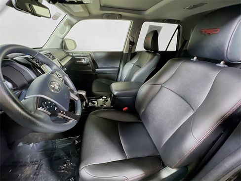 Certified 2024 Toyota 4Runner TRD Off-Road Premium image 19