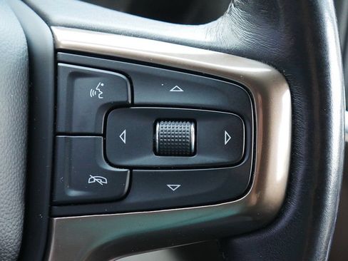 Used 2022 Chevrolet Silverado 1500 High Country w/ Technology Package AWD/4WD image 34