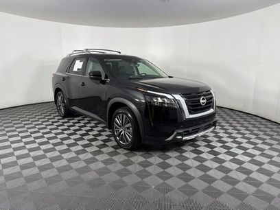 Certified 2025 Nissan Pathfinder SL w/ SL Premium Package