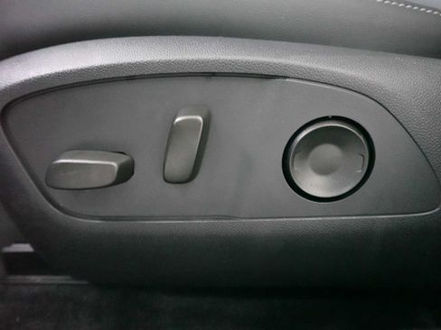 Used 2024 Honda Prologue Touring image 14