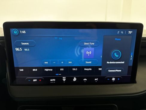 Used 2025 Ford Maverick Lobo AWD/4WD image 3