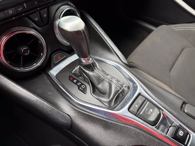 Used 2021 Chevrolet Camaro LT RWD image 15