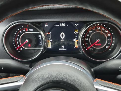 Used 2022 Jeep Gladiator Mojave w/ Cold Weather Group AWD/4WD image 33