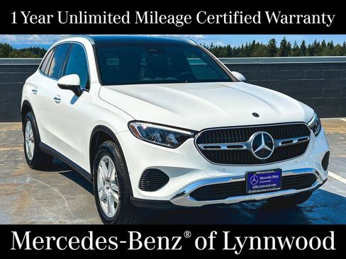 Used 2026 Mercedes-Benz GLC 300 4MATIC image 1