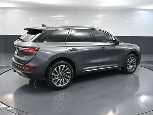 Used 2024 Lincoln Corsair Reserve w/ Towing Package image 6