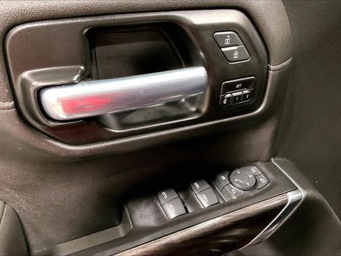 Used 2020 Chevrolet Silverado 1500 LTZ w/ LTZ Premium Package AWD/4WD image 41