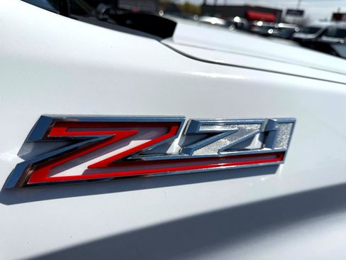 Used 2019 Chevrolet Silverado 1500 Custom Trail Boss image 28