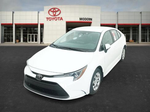New 2026 Toyota Corolla LE image 5
