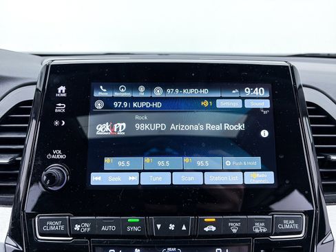 Used 2023 Honda Odyssey Touring image 28