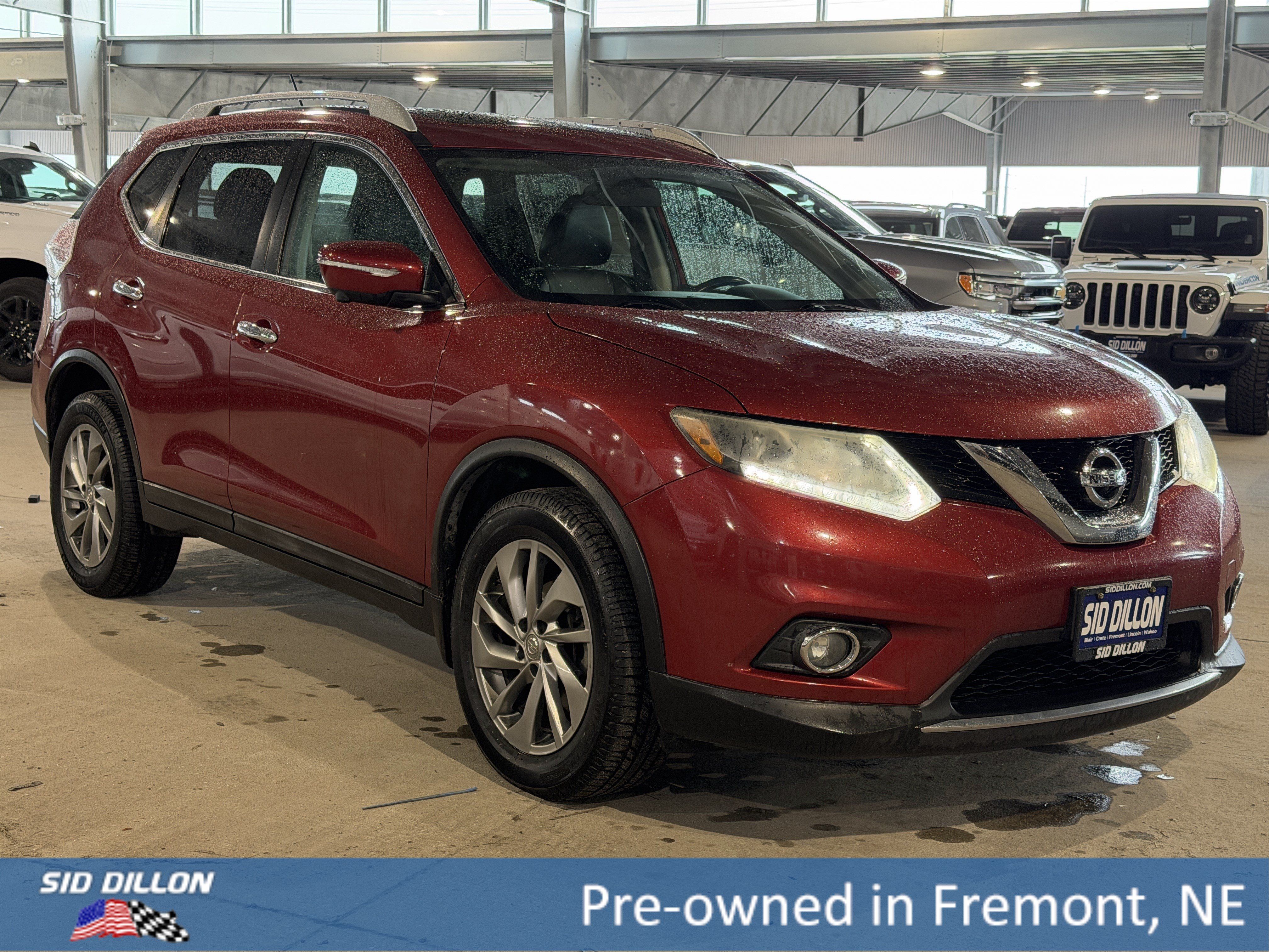 Used 2015 Nissan Rogue SL w/ SL Premium Package AWD/4WD image 2