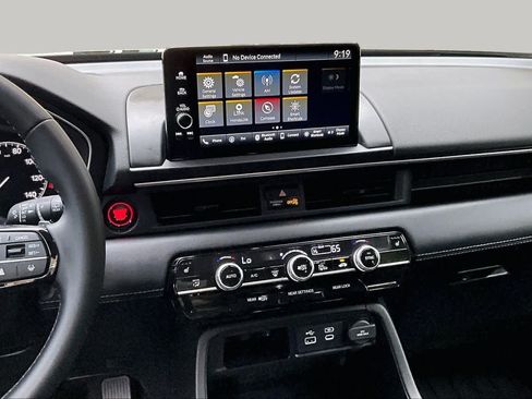 Used 2025 Honda Pilot EX-L image 38
