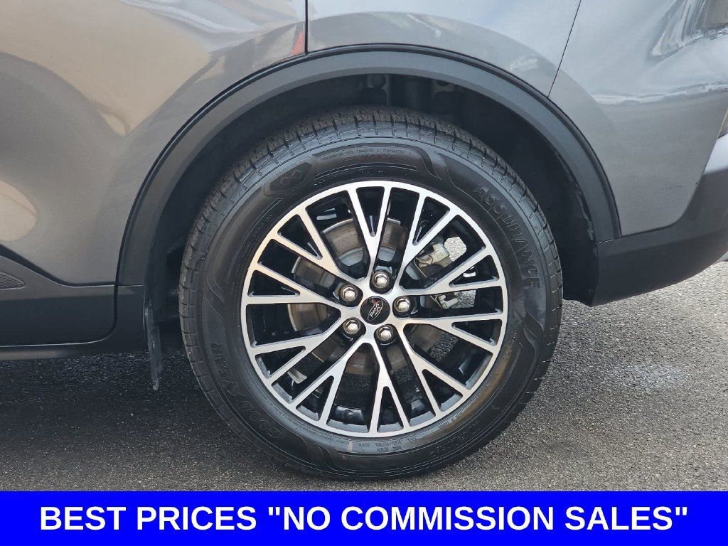 Used 2025 Ford Escape SE FWD image 38