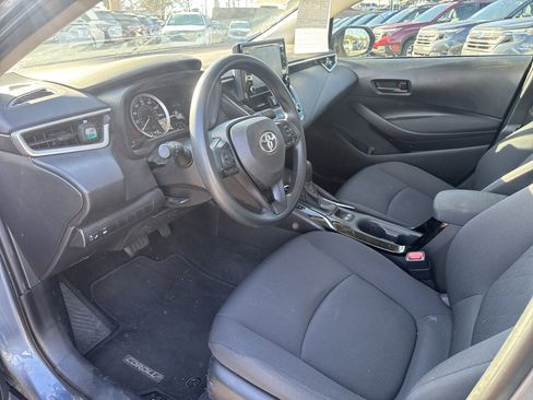 Used 2022 Toyota Corolla LE image 22