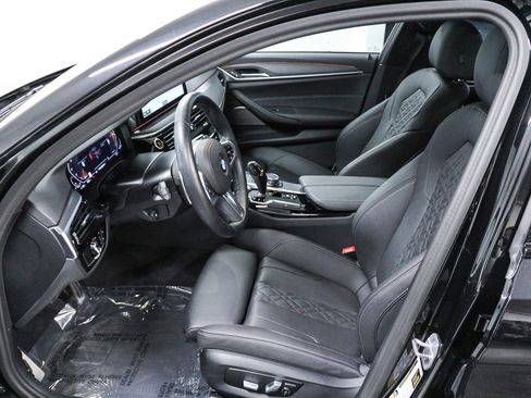 Certified 2023 BMW 540i w/ M Sport Package image 19