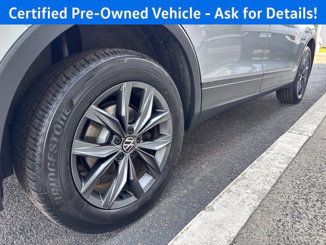 Certified 2022 Volkswagen Tiguan SE AWD/4WD image 22
