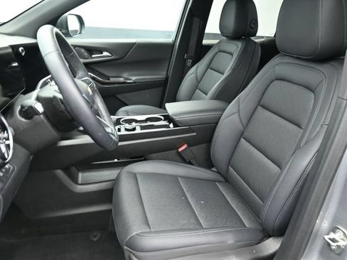 Used 2026 Chevrolet Equinox LT w/ Convenience Package II AWD/4WD image 22