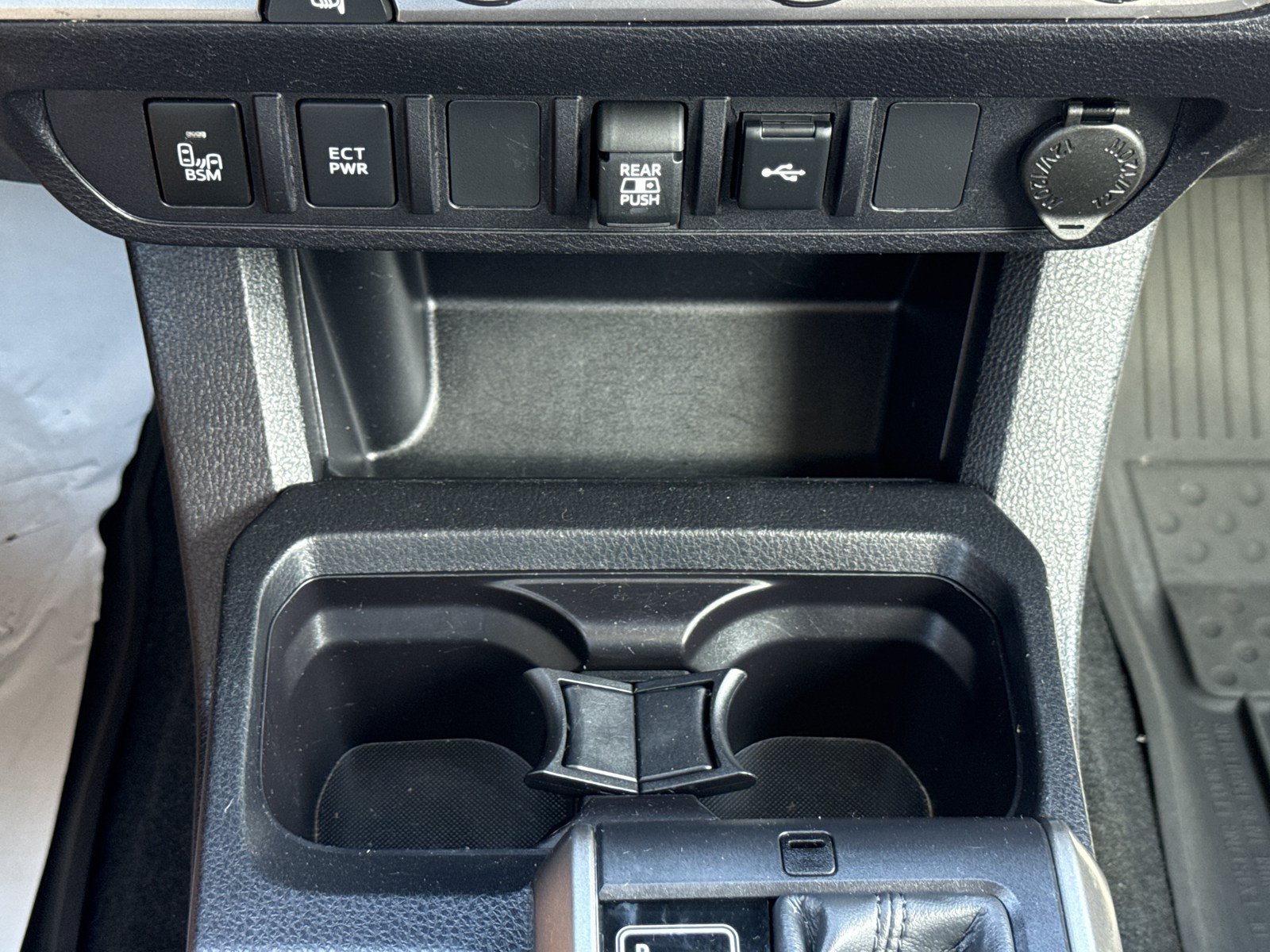 Used 2023 Toyota Tacoma SR5 w/ Technology Package RWD image 25