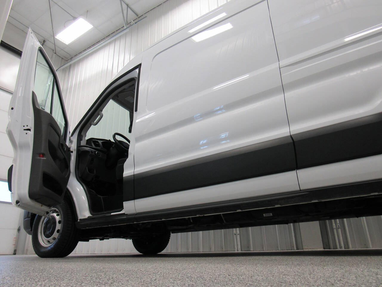 Used 2022 Ford Transit 250 Medium Roof w/ Load Area Protection Package RWD image 21