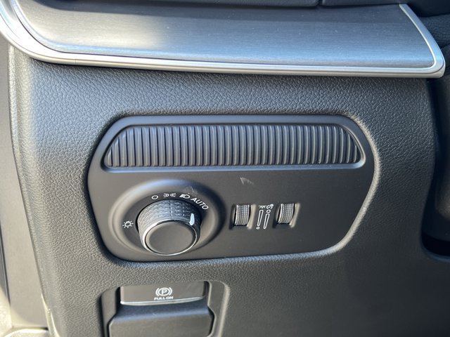New 2026 Jeep Grand Wagoneer Limited AWD/4WD image 25