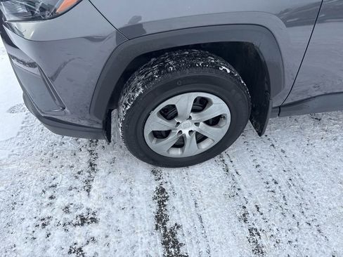 Used 2023 Toyota RAV4 LE image 9