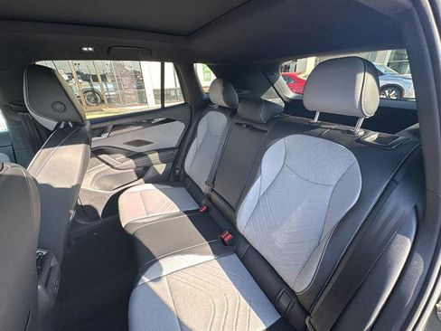 New 2026 Volkswagen Tiguan SE R-Line FWD image 13