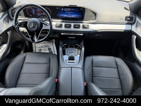 Used 2024 Mercedes-Benz GLS 450 4MATIC image 10