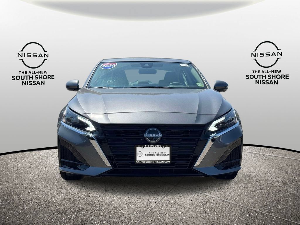 Certified 2025 Nissan Altima 2.5 SL FWD image 2