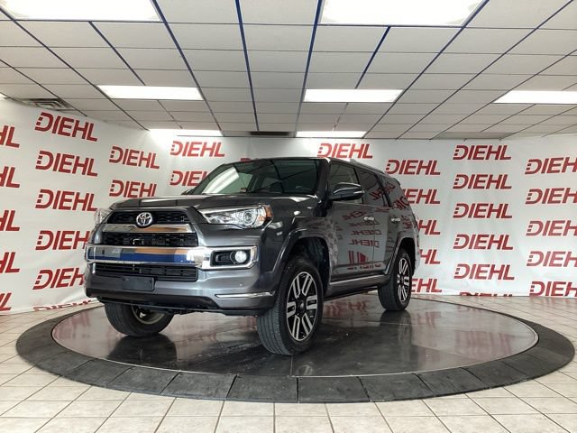 Used 2018 Toyota 4Runner Limited AWD/4WD image 3