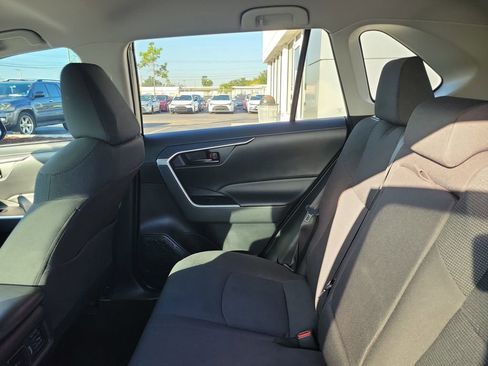 Used 2023 Toyota RAV4 LE image 9