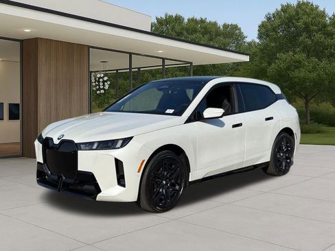 New 2026 BMW iX xDrive60 w/ M Sport Package AWD/4WD image 2